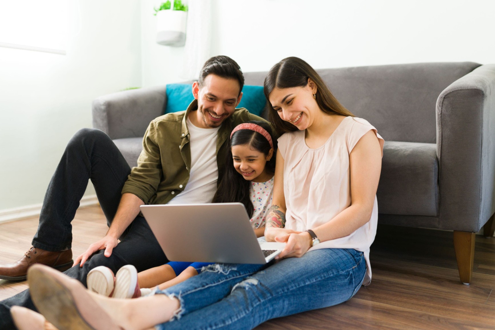 Wide Range of Mobile and Internet Plans Designed for Family Video Calls